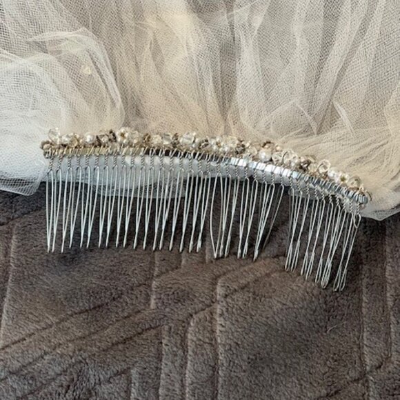 Wedding veil - Picture 4 of 7